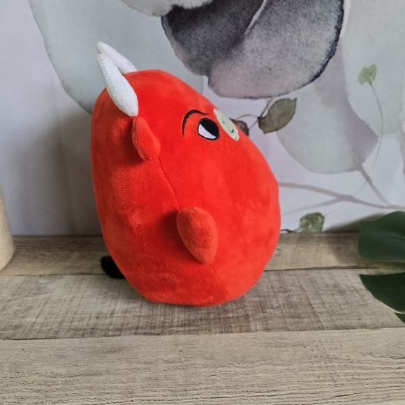NANCO | Red Plush Bull Toy - Picture 4 of 8